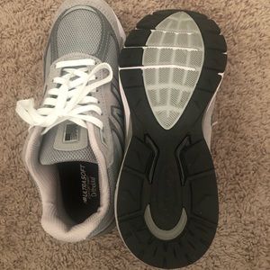 New balance 990 v5 women in 7.5